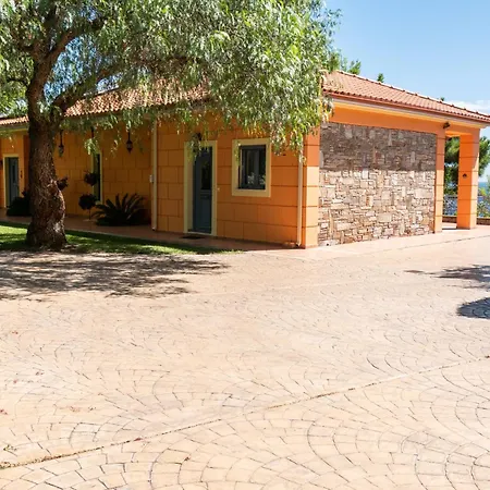 Dr Spyrou Seafront Villa Petriai Exterior photo